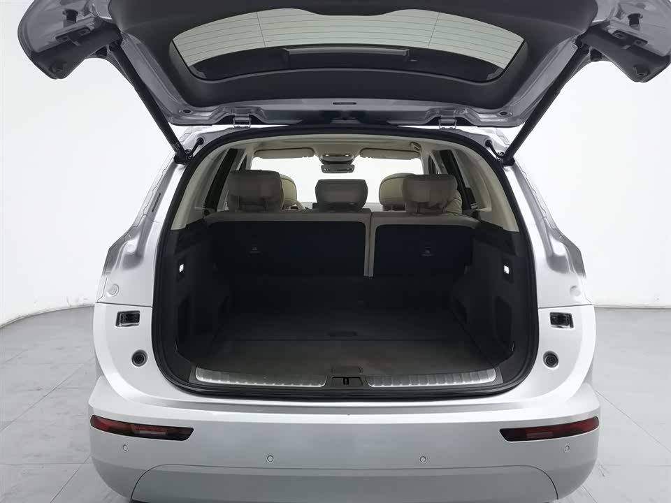 AITO Ask the world M7