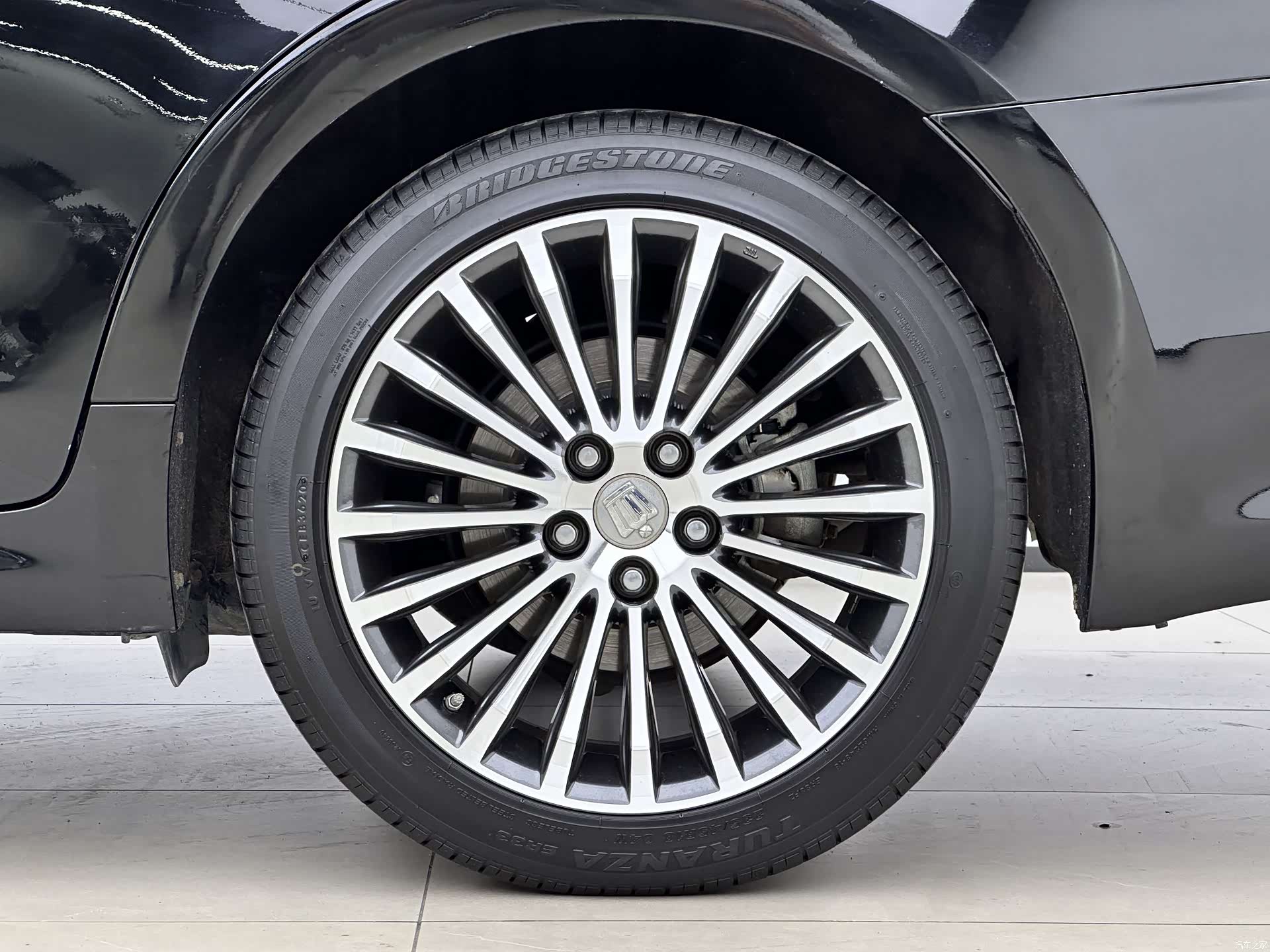 Toyota Crown, 2017 15