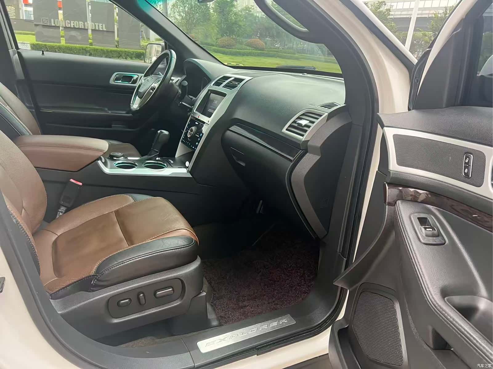 Ford Explorer, 2013 6