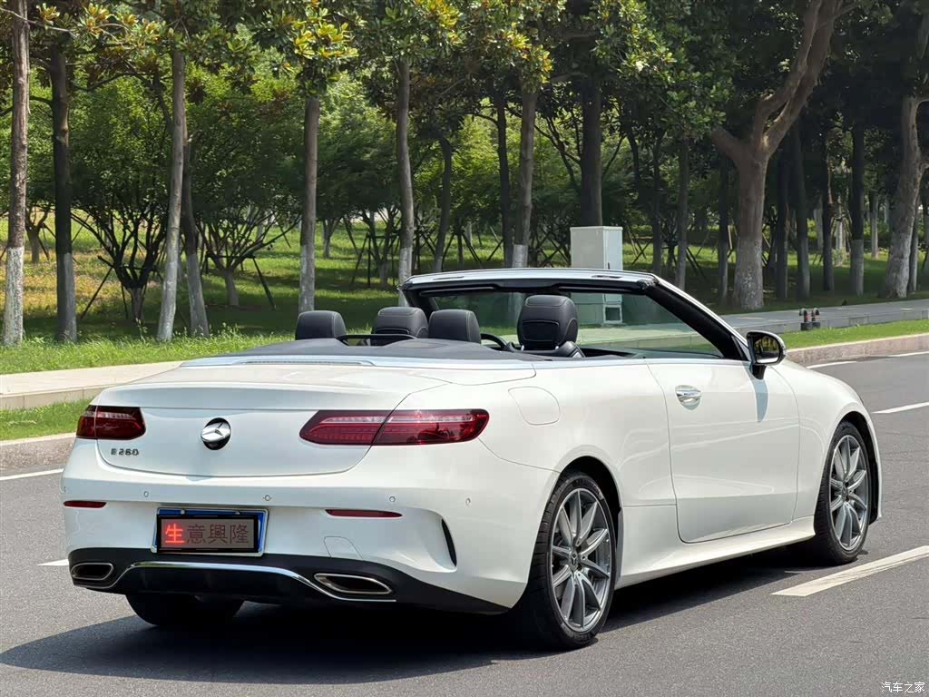 Mercedes-Benz E-Class, 2022 все фото