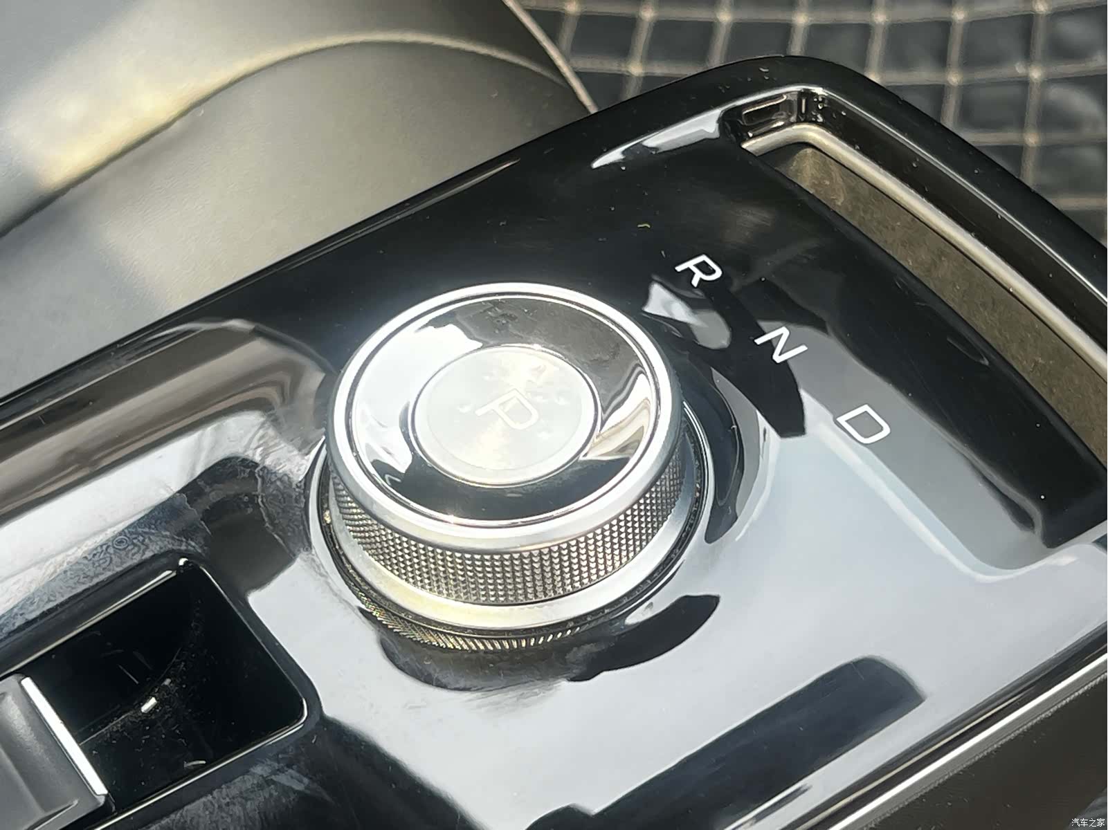 Geely E, 2022 35