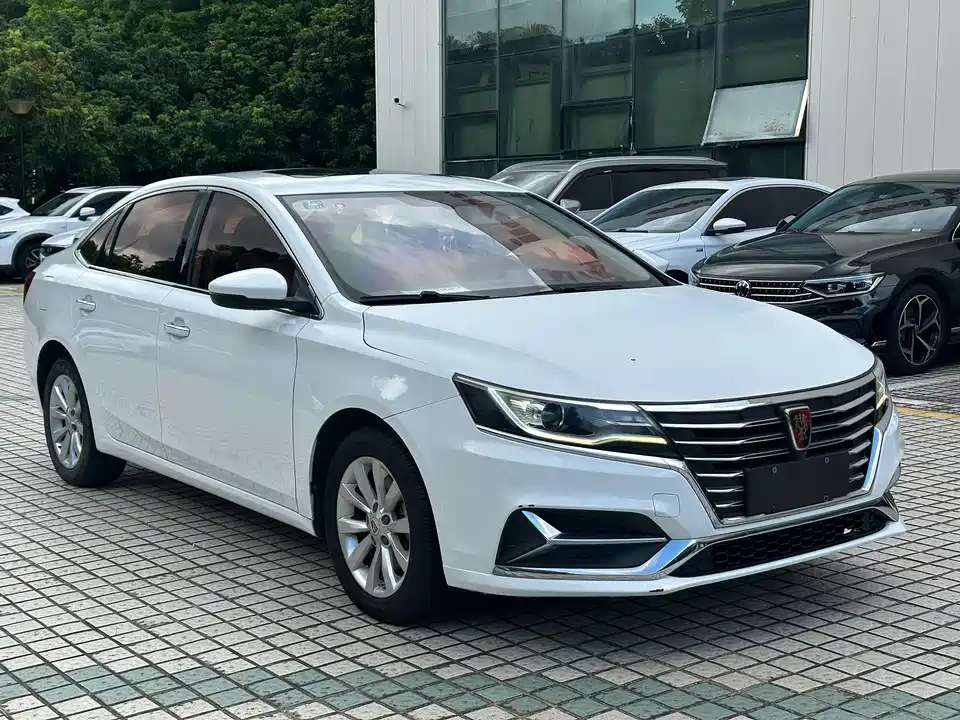 Roewe i6