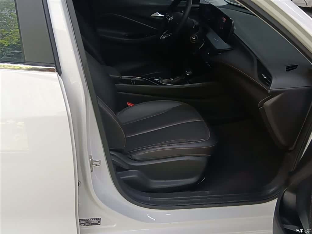 Buick Verano, 2023 25