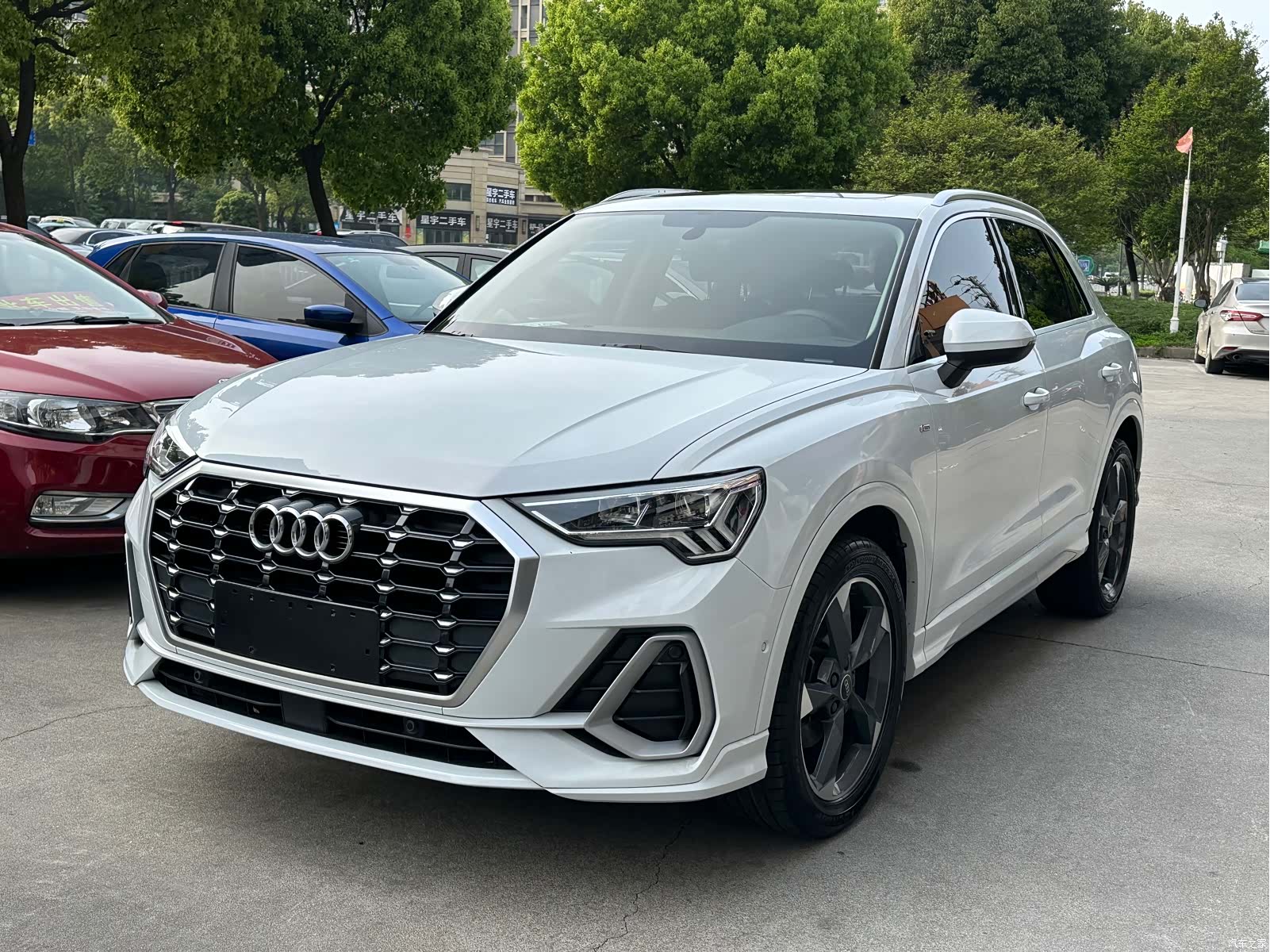 Audi Q3, 2021 1