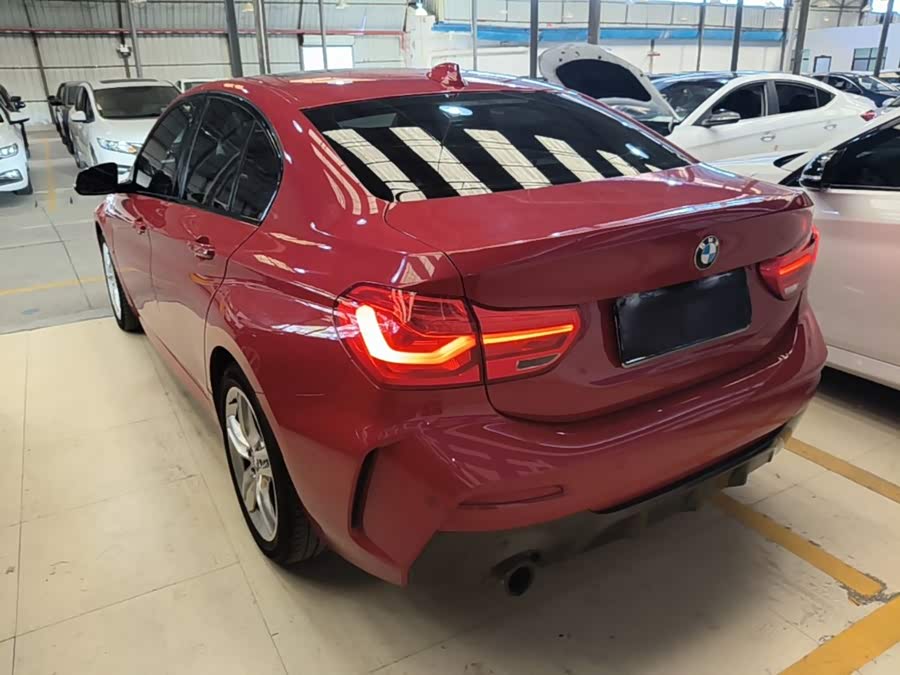BMW 1 Series 2019, фото 4