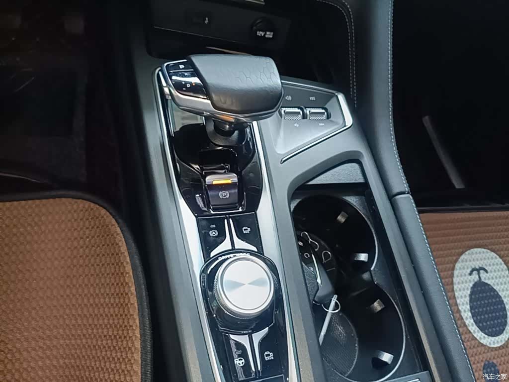 Changan CS75, 2021 14