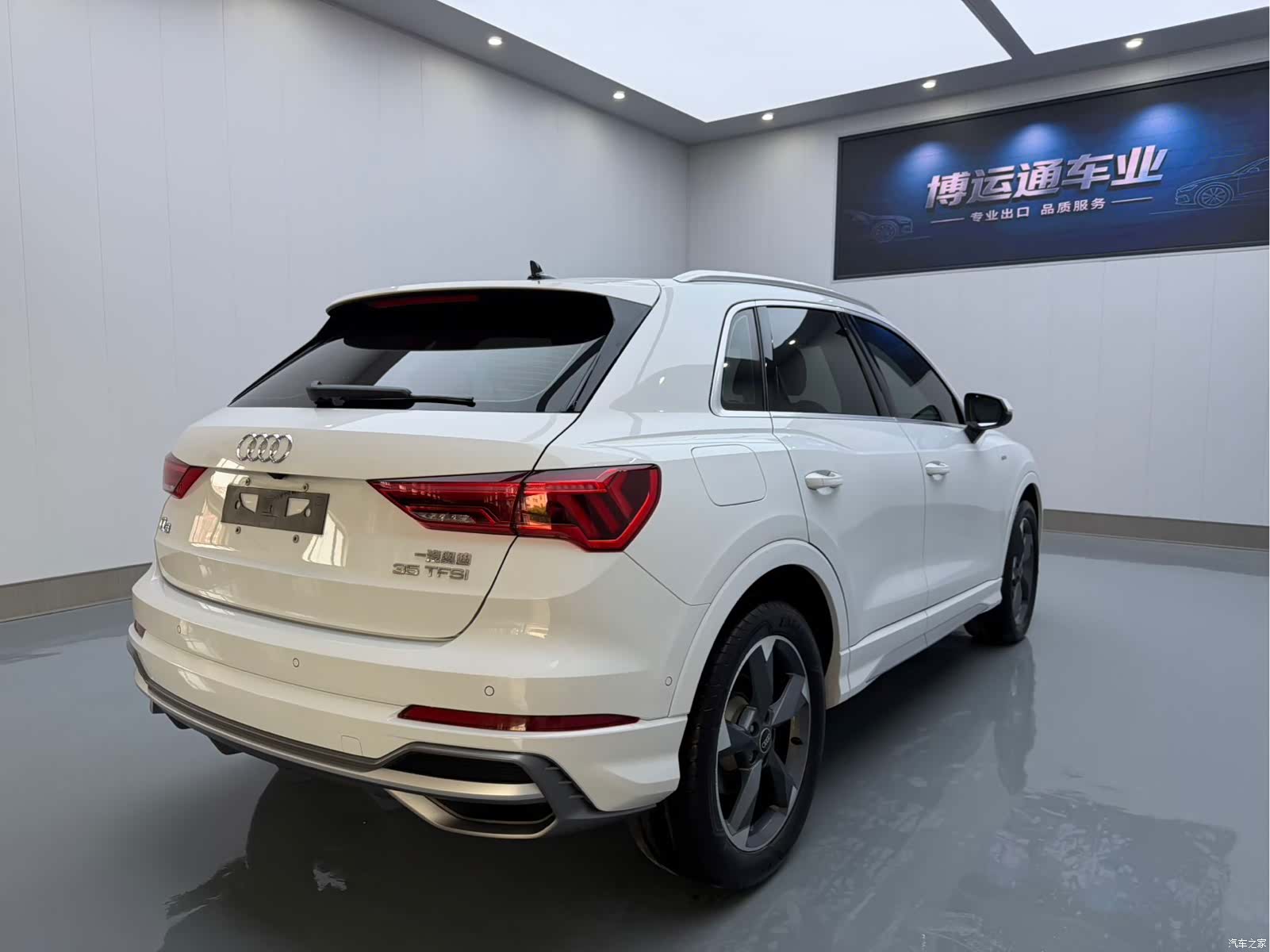 Audi Q3, 2022 6