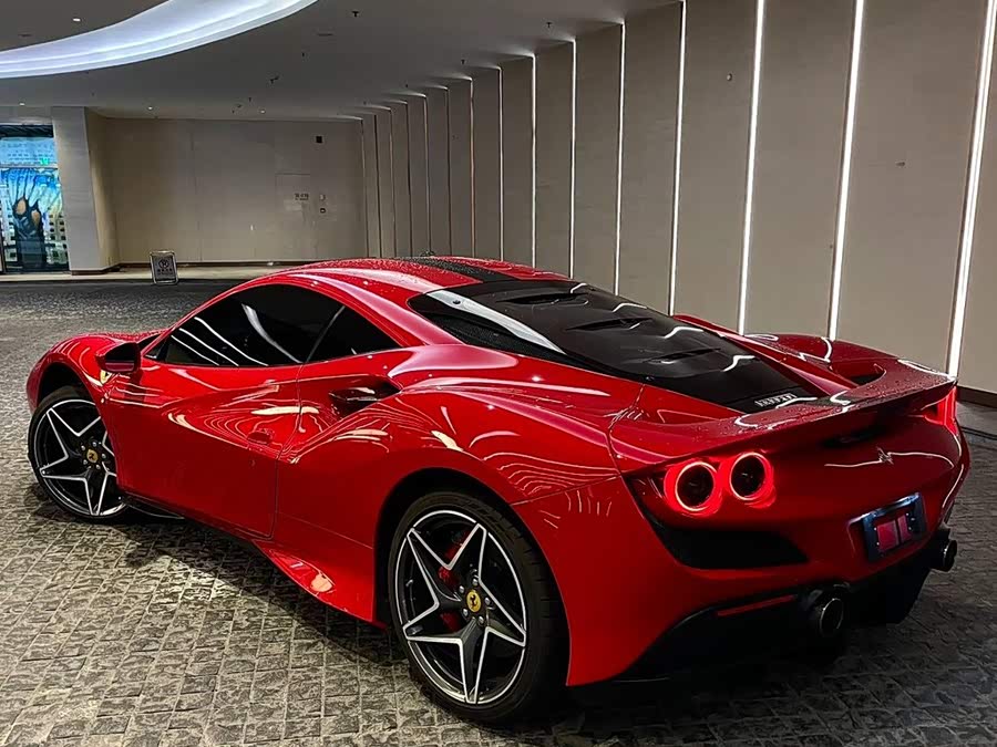 Ferrari F8 2021, фото 5