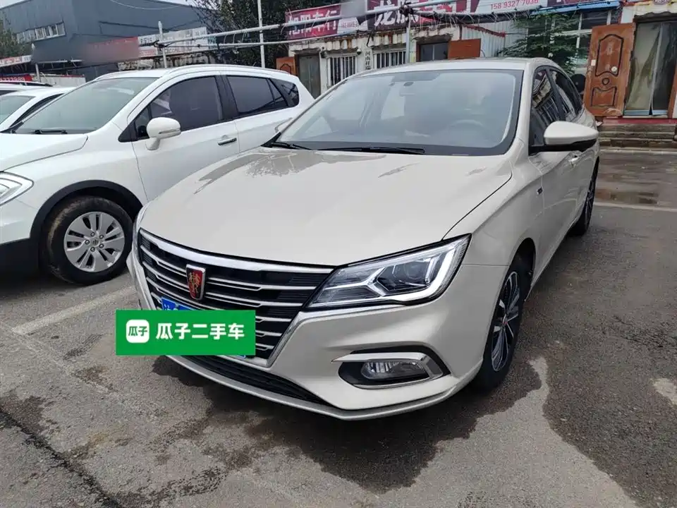 Roewe i5