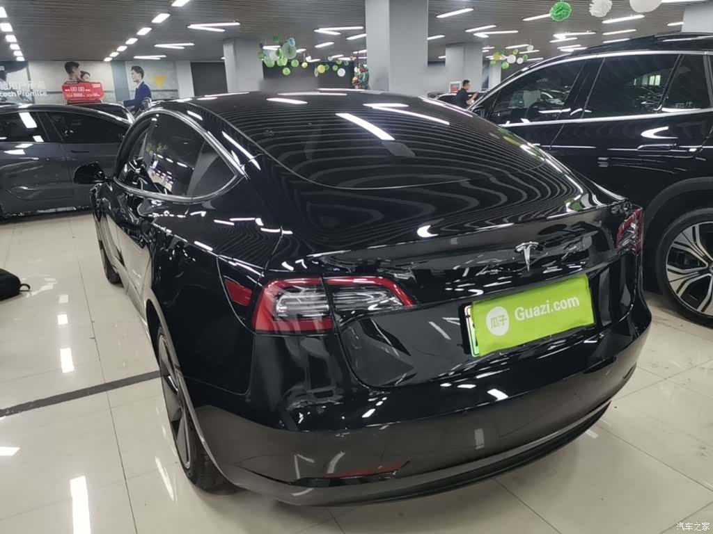 Tesla Model 3, 2023 все фото