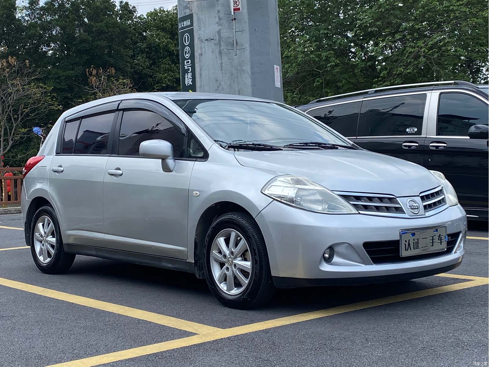 Nissan Tiida, 2011 3