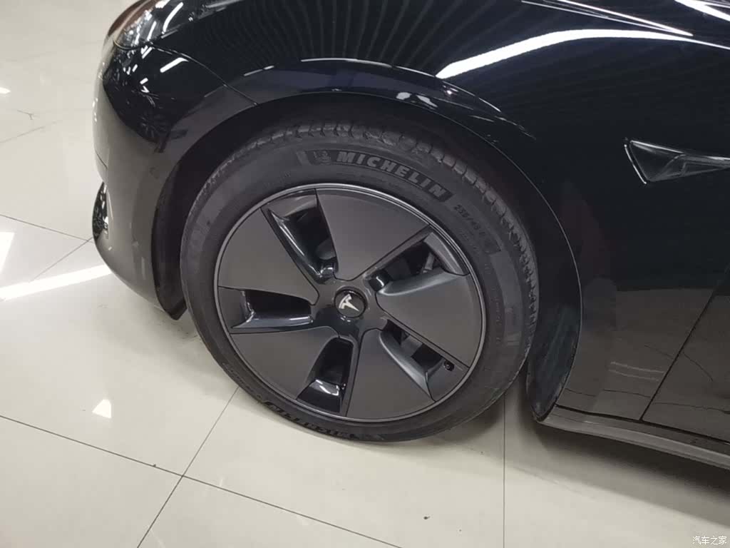 Tesla Model 3, 2023 23