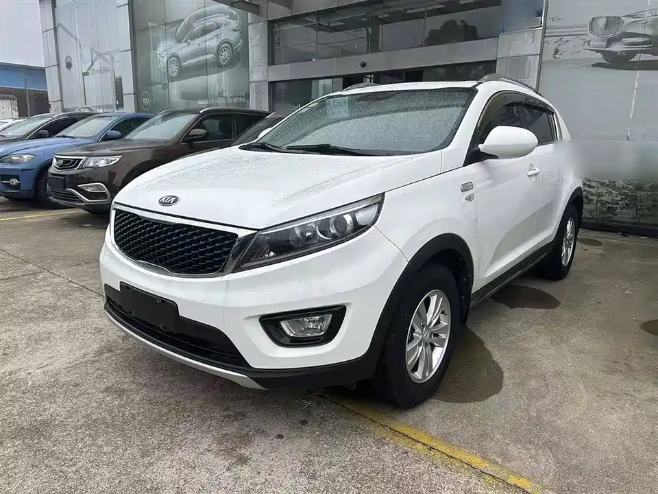 Kia Smart running