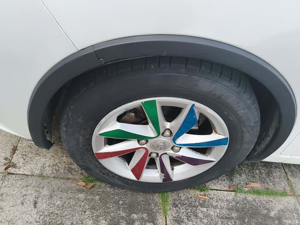 Wuling 310W, 2017 23