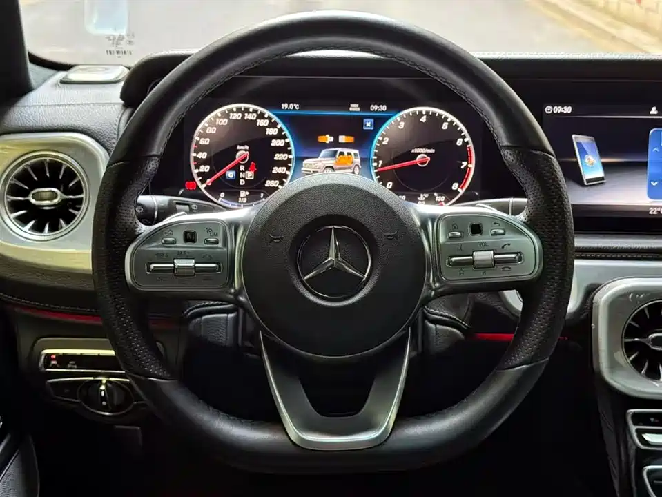 Mercedes-Benz G-class