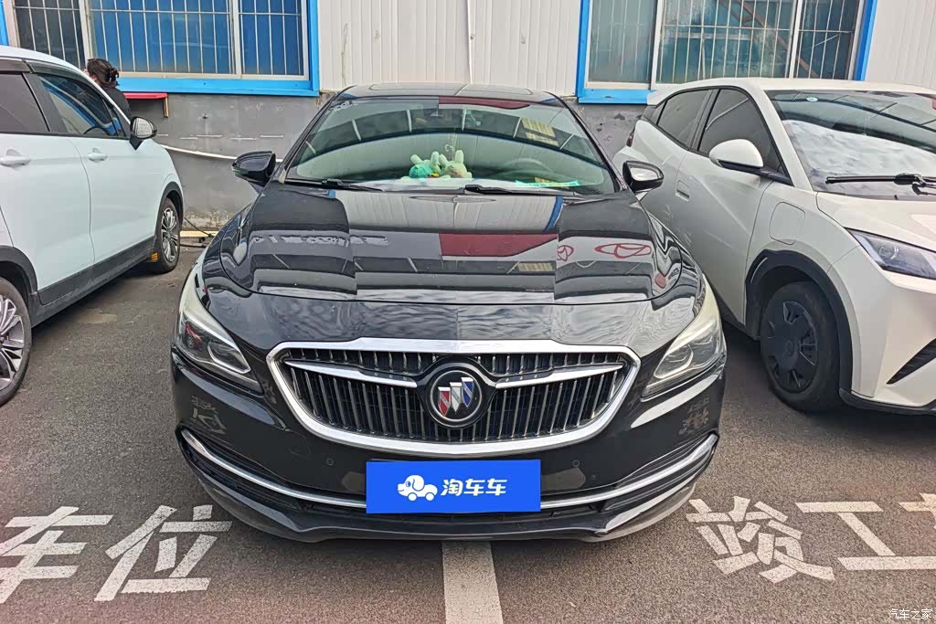 Buick LaCrosse, 2018 2