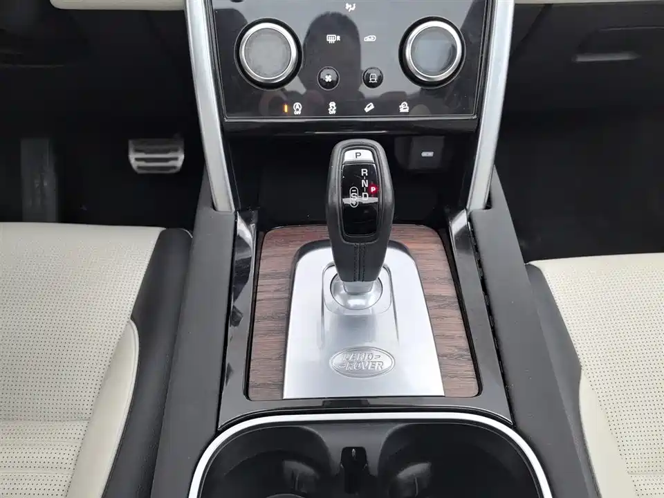 Land Rover Discover sports
