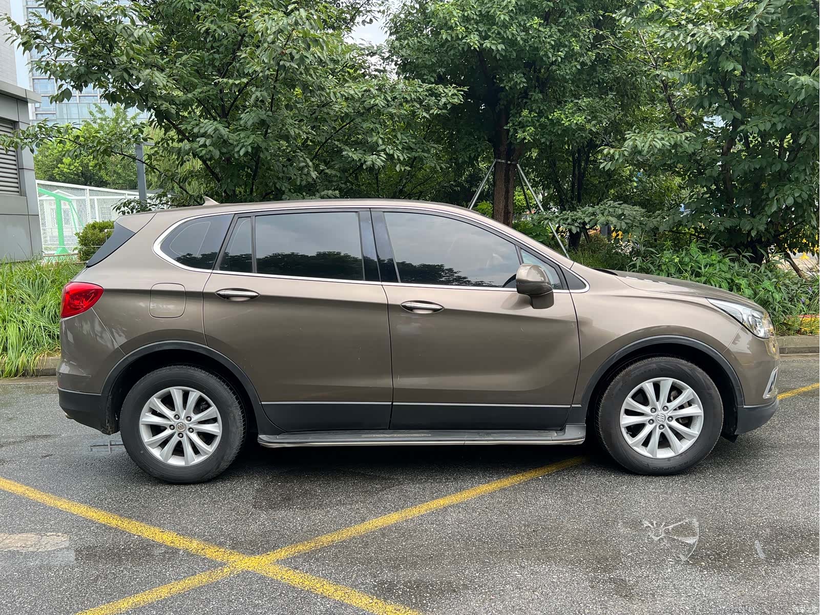 Buick Envision Plus, 2016 4