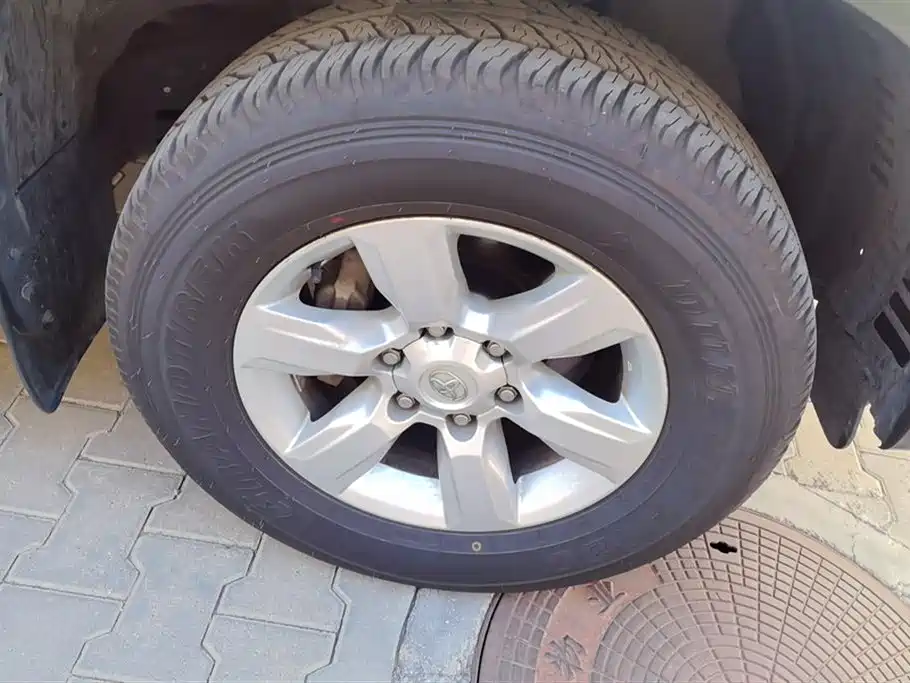 Toyota Prado