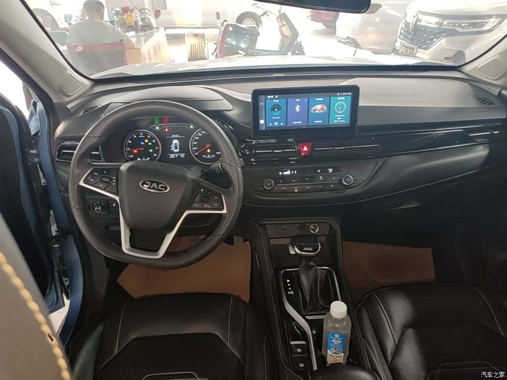 JAC X4, 2021 10