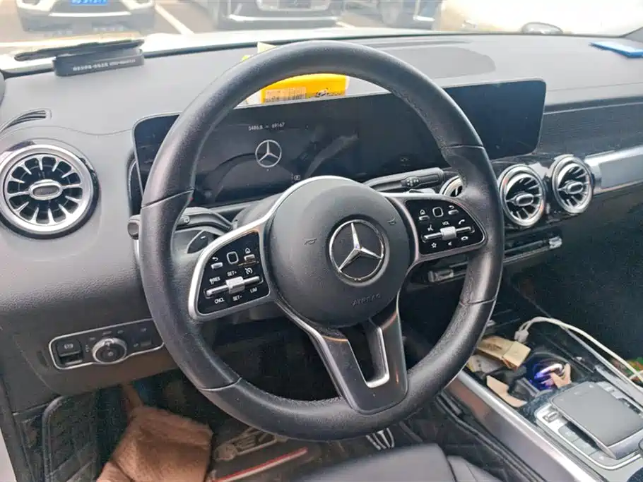 Mercedes-Benz GLB Mercedes-Benz GLB
