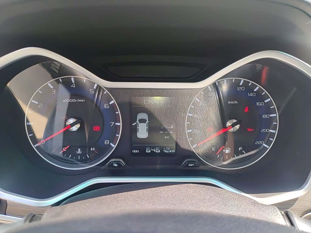 Geely X3, 2017 12