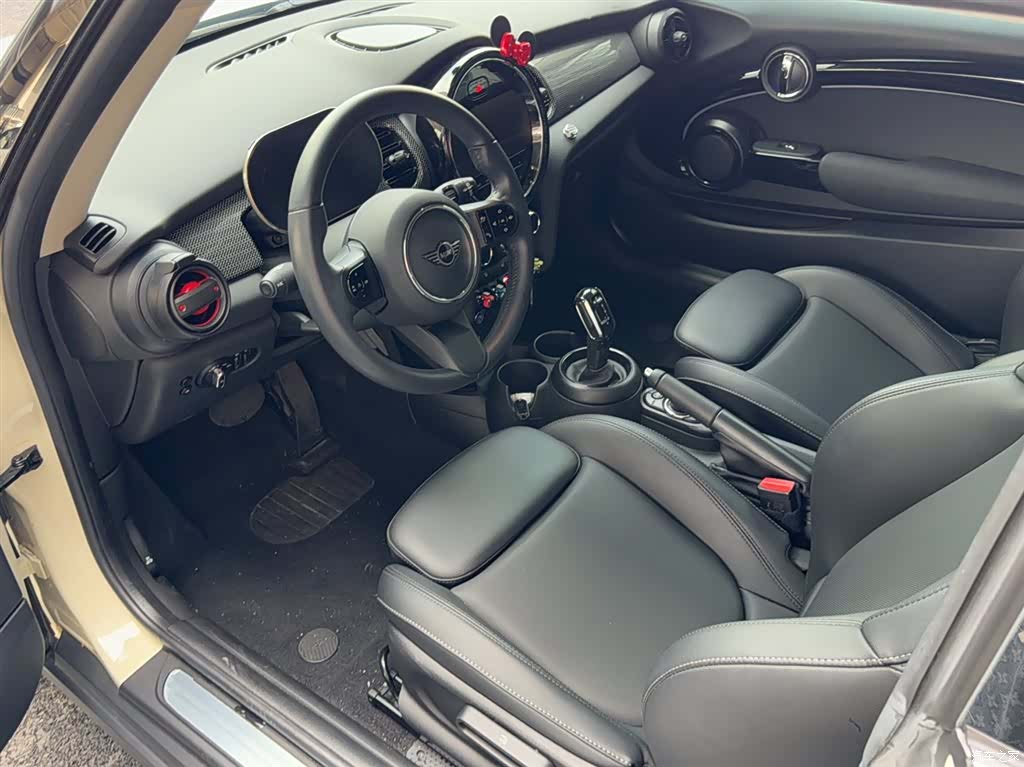 Mini Cooper, 2022 12