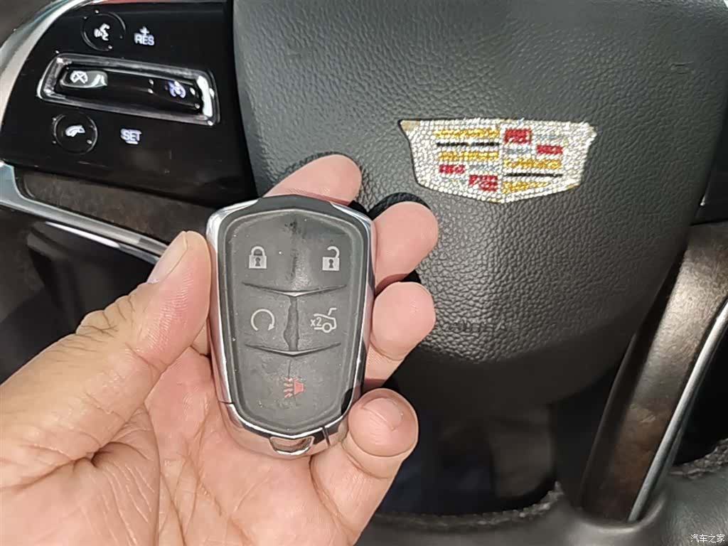 Cadillac XTS, 2019 9