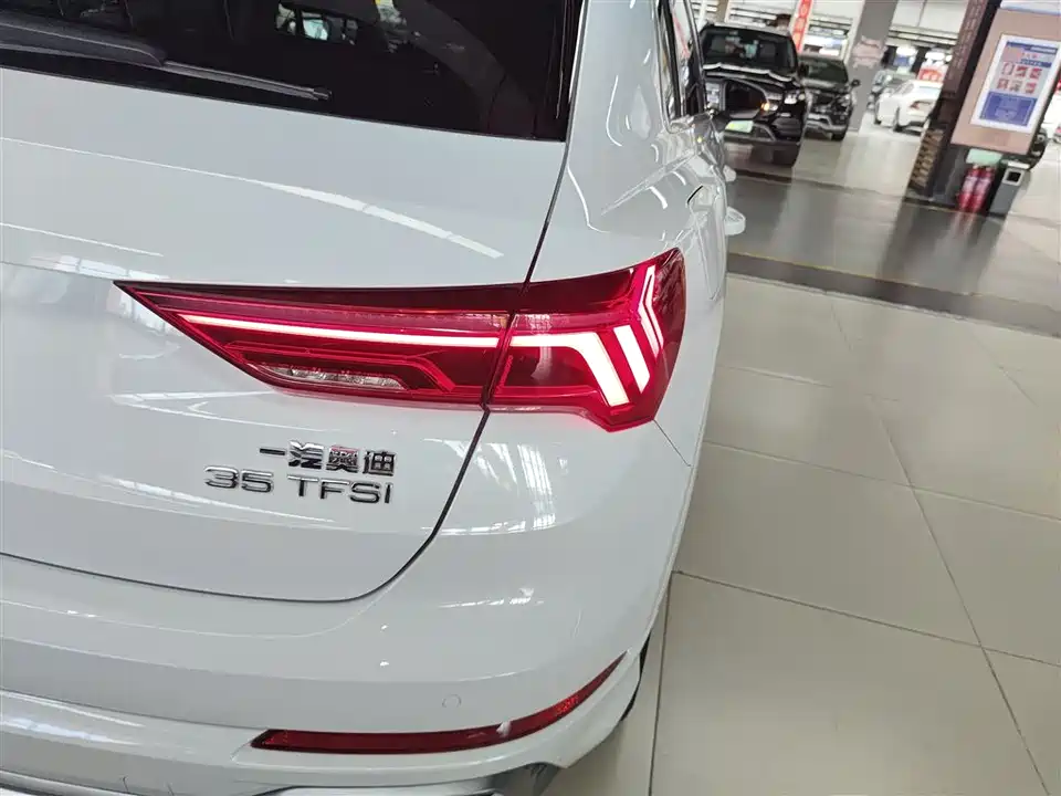 Audi Q3 Audi Q3