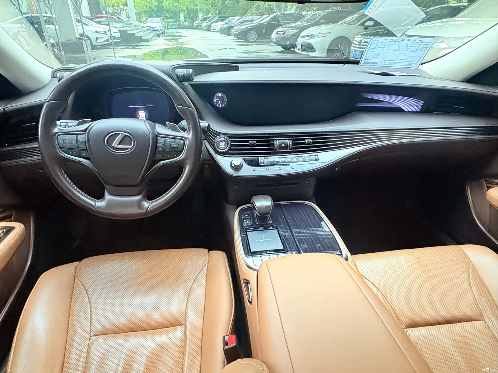 Lexus LS, 2019 6