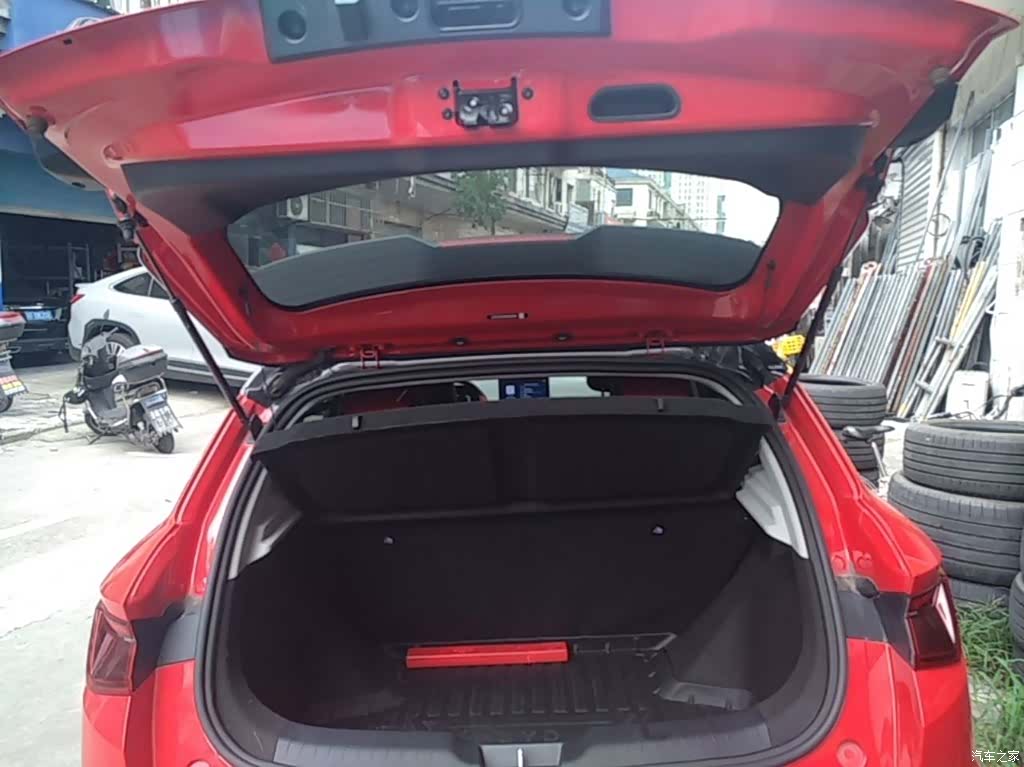 BYD E2, 2021 15