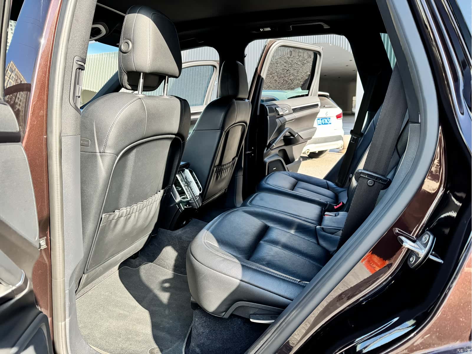 Porsche Cayenne, 2016 9