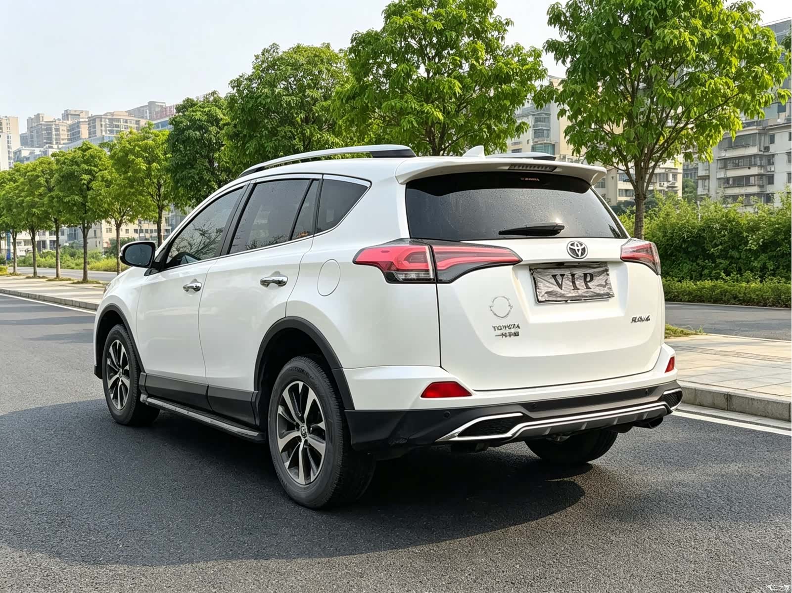 Toyota RAV4, 2016 7