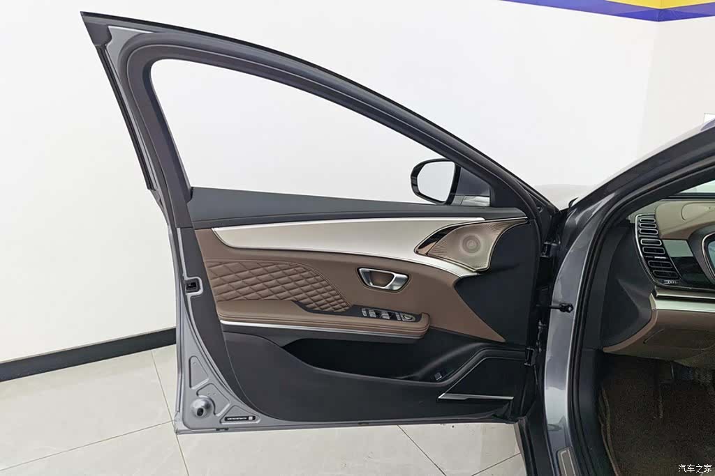 BYD Han, 2024 7