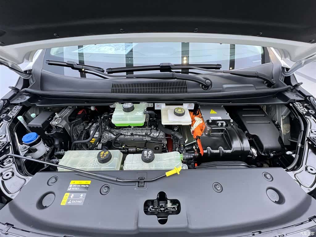 Trumpchi E8, 2024 18
