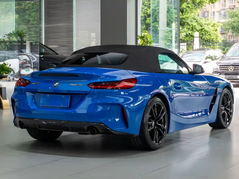 BMW Z4 BMW Z4