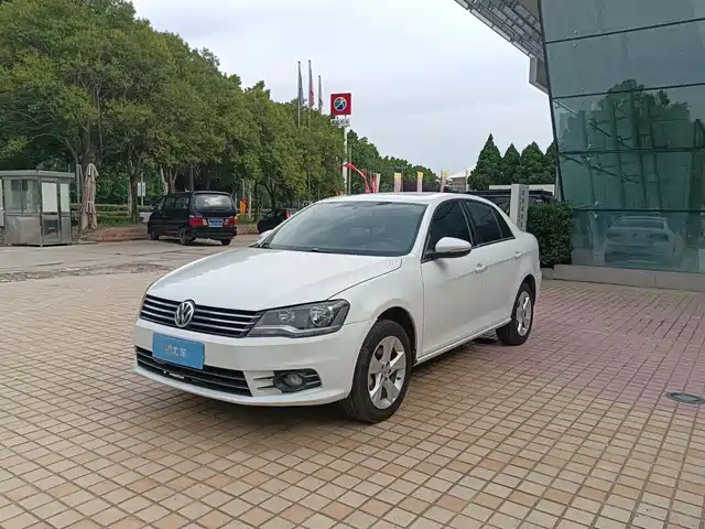 Volkswagen Bora 2014 — купить из Китая под заказ