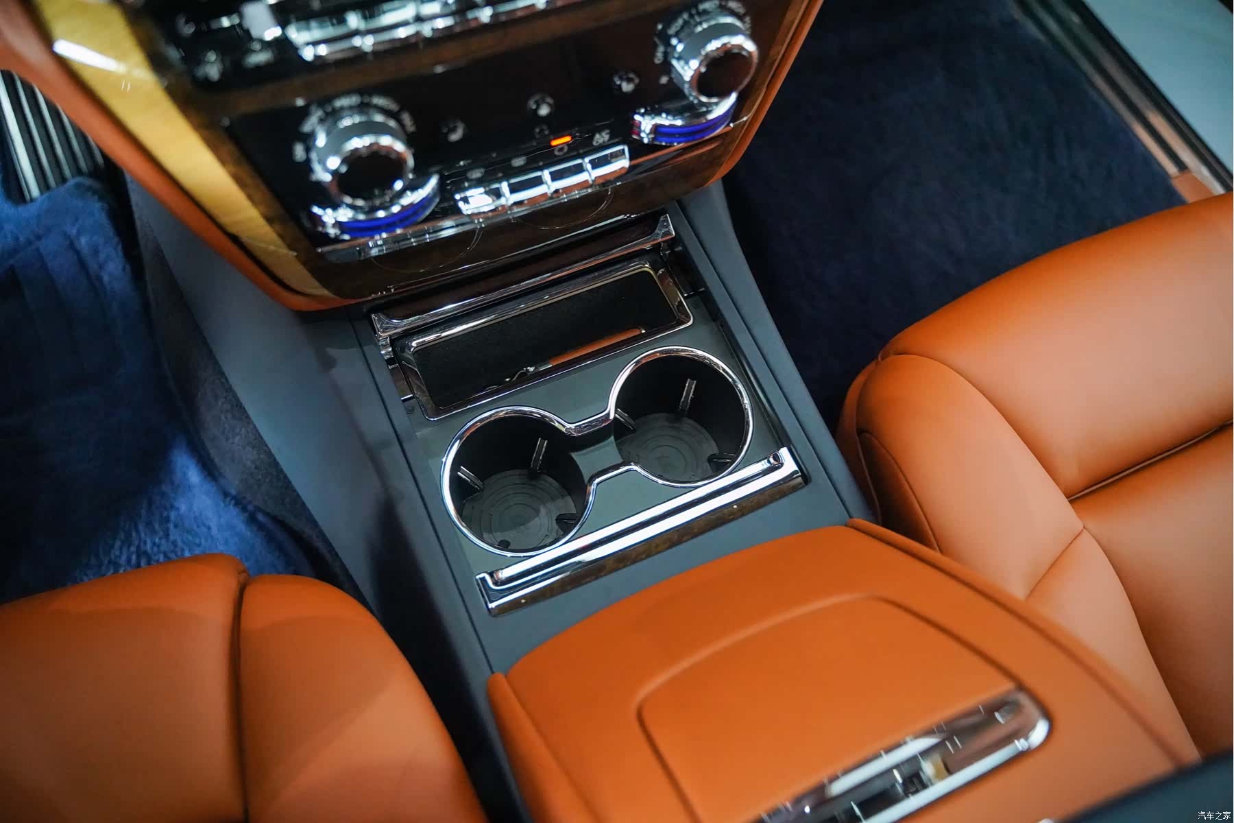 Rolls-Royce Phantom, 2021 22