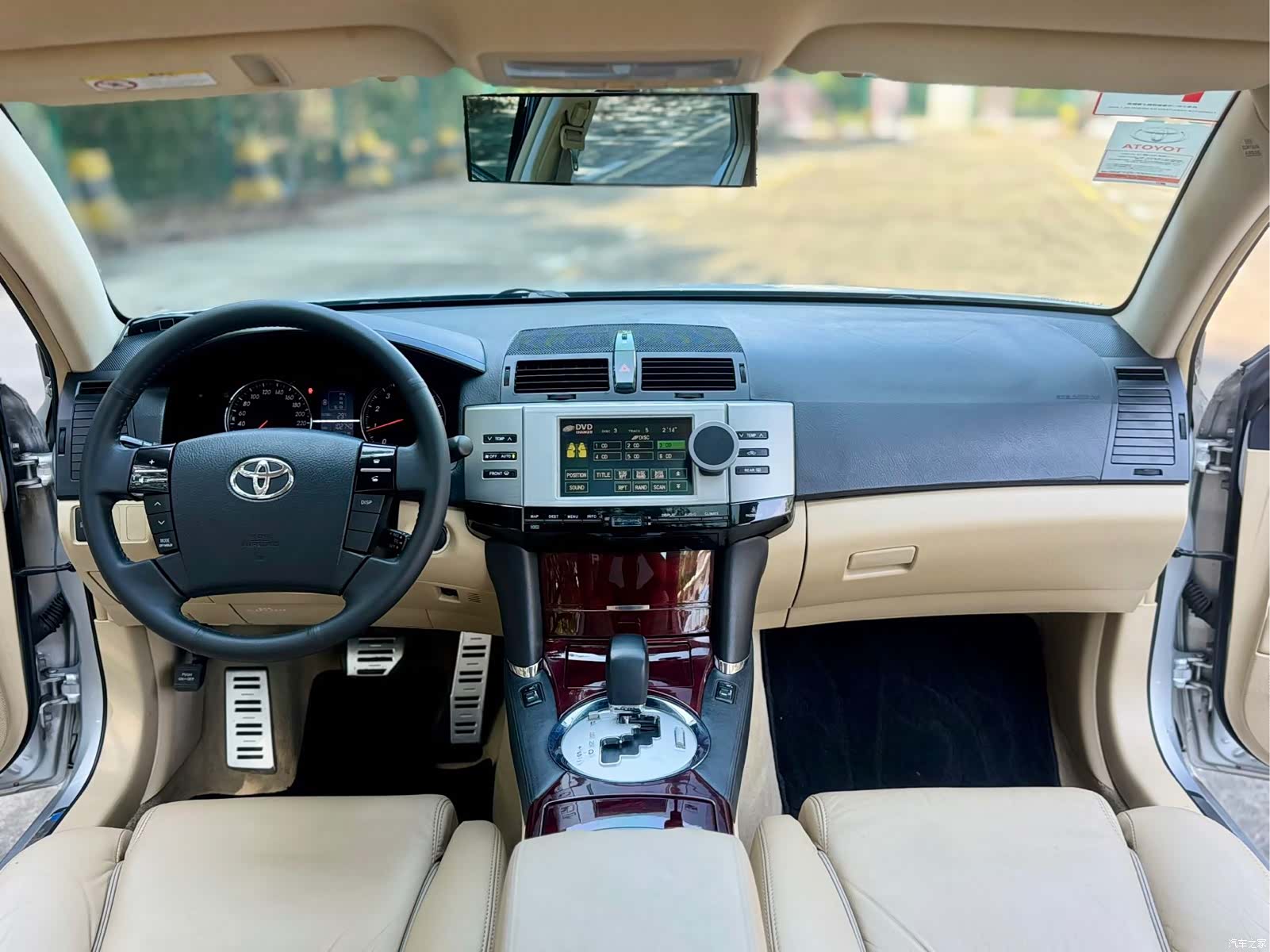 Toyota 2.5S, 2010 9