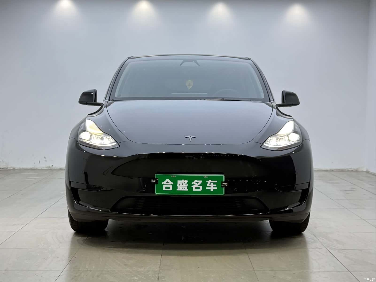 Tesla Model Y, 2022 2