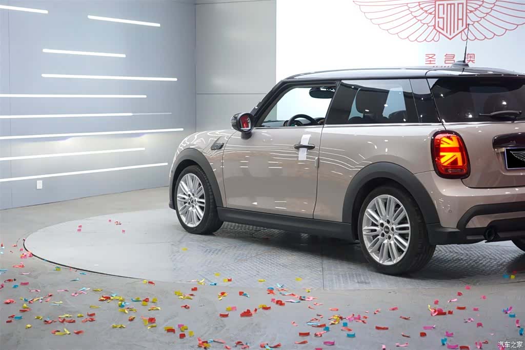 Mini Cooper, 2022 3