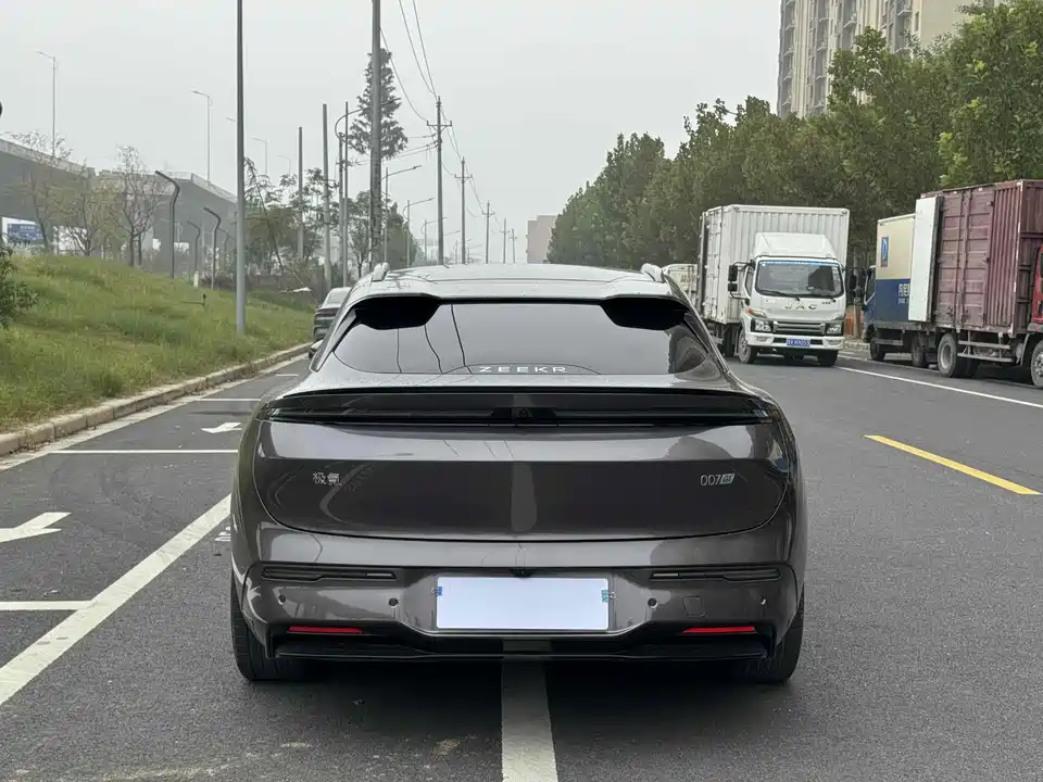 Zeekr 007GT