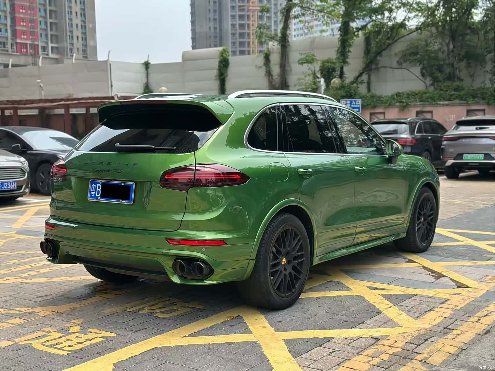Porsche Cayenne, 2016 11
