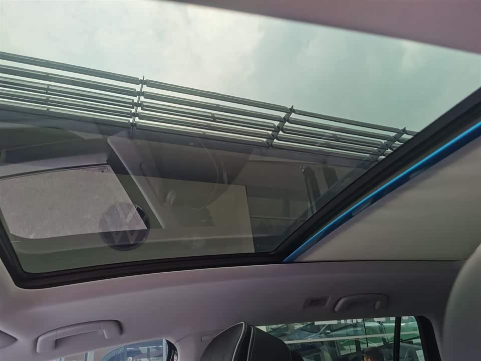 Volkswagen Tourang