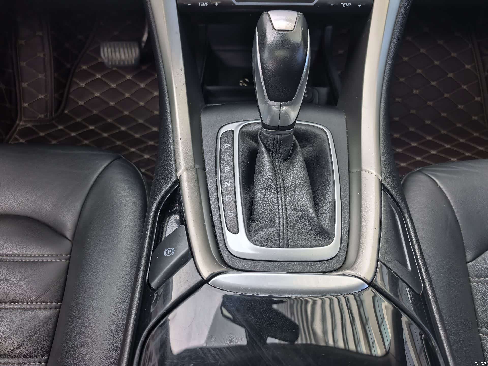 Ford Mondeo, 2016 10