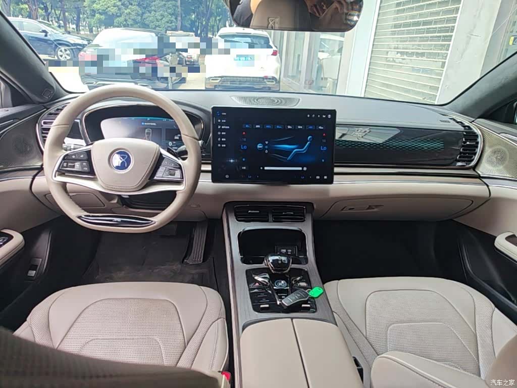 BYD Han, 2024 10