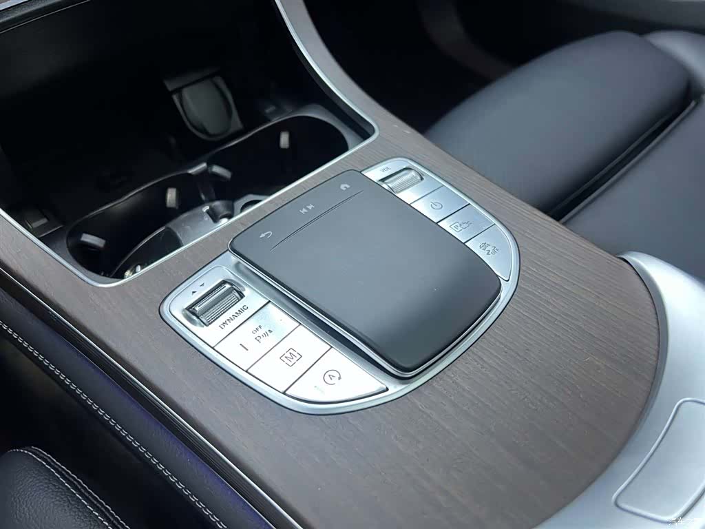 Mercedes-Benz GLC, 2021 12