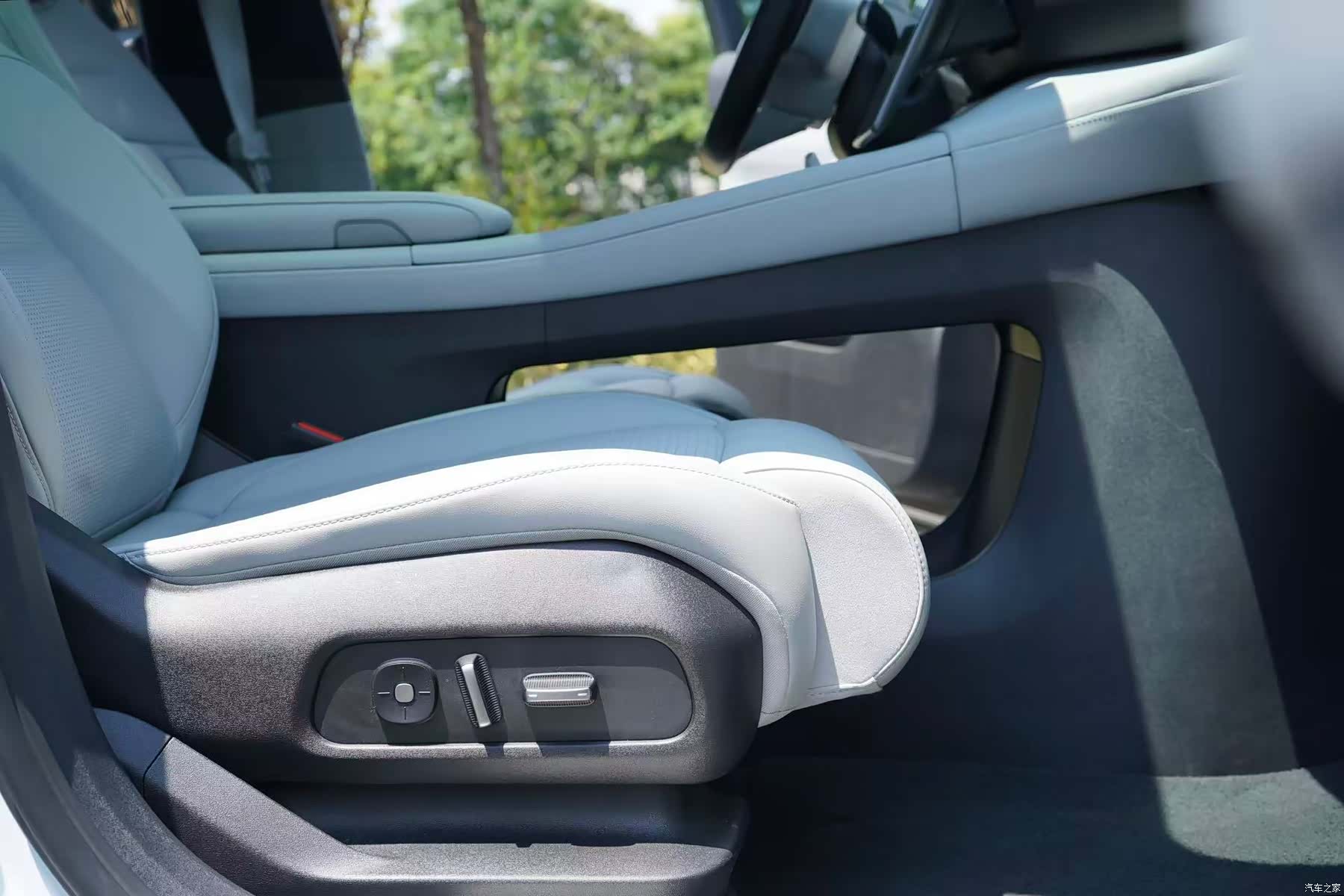 NIO ES6, 2023 12
