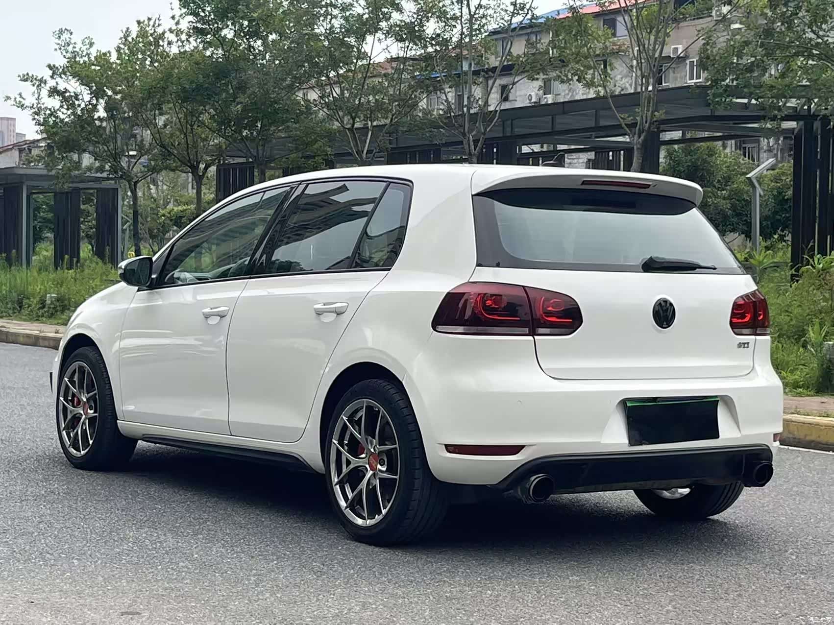 Volkswagen Golf, 2010 4