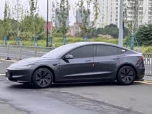 Model 3 2025�� ����������